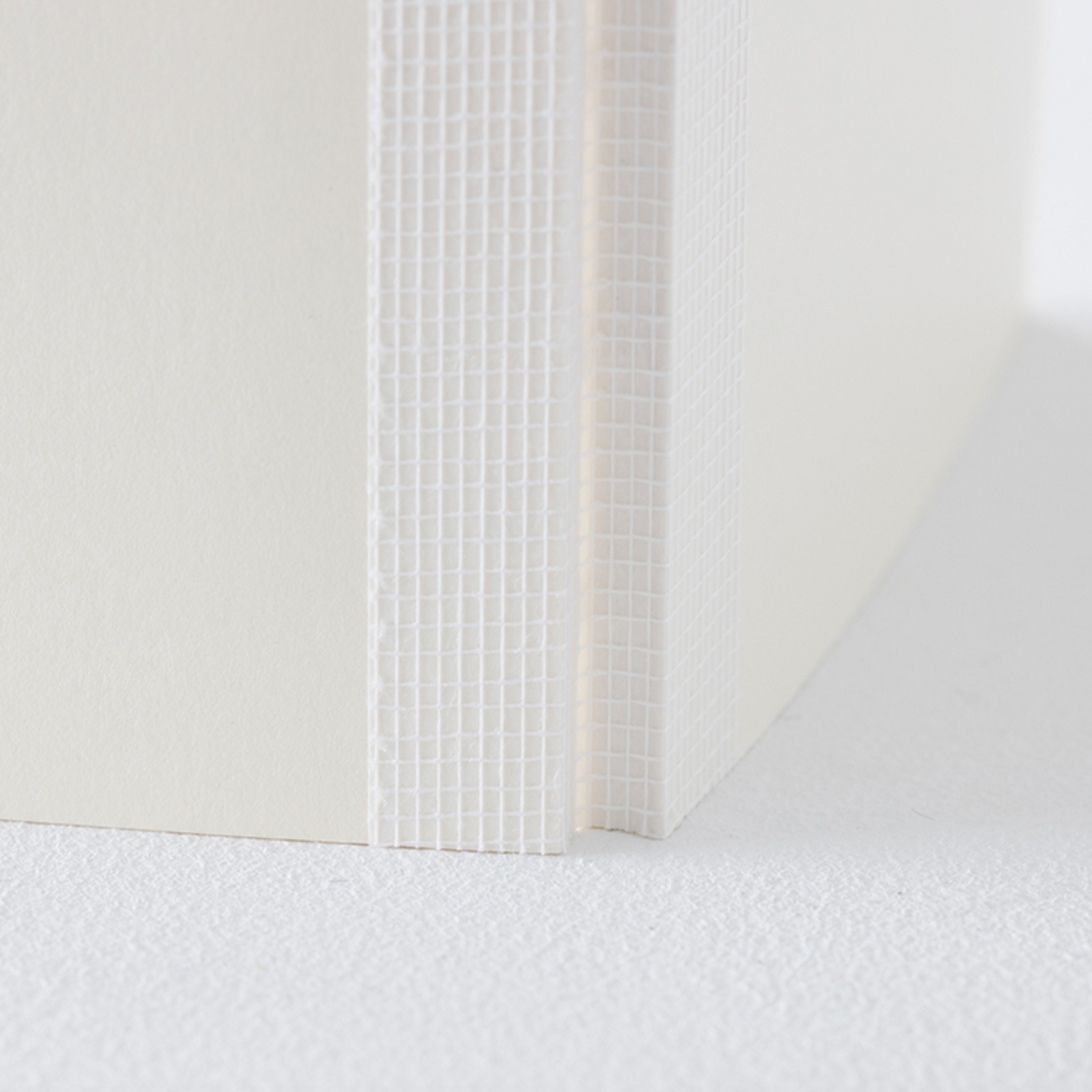 Midori MD Paper – MD Notebook Journal – Dotted Mesh Notebook A5 (14.8 x 21cm)