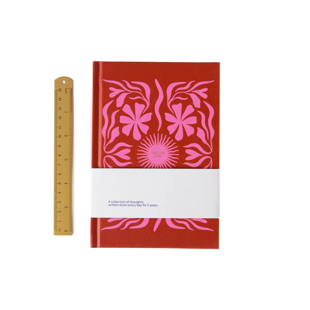 A-Journal - Journal d'une ligne par jour Sun Flow Pink - Journal de réflexions B6 (13 x 19 cm)