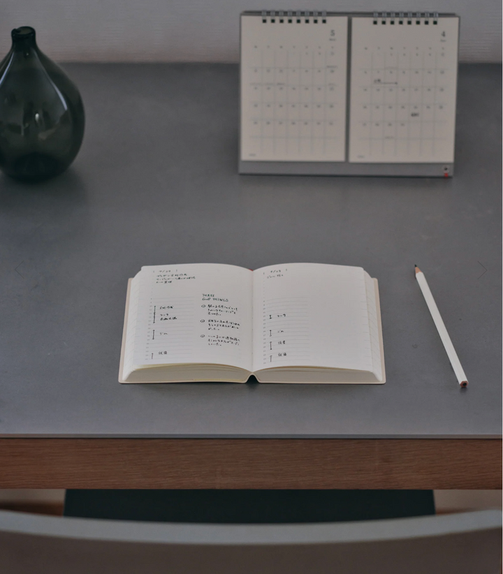 MD Product – Notebook Diary 1 Day 1 Page – 2027 Daily Planner Square (15.2 x 15.2 cm)