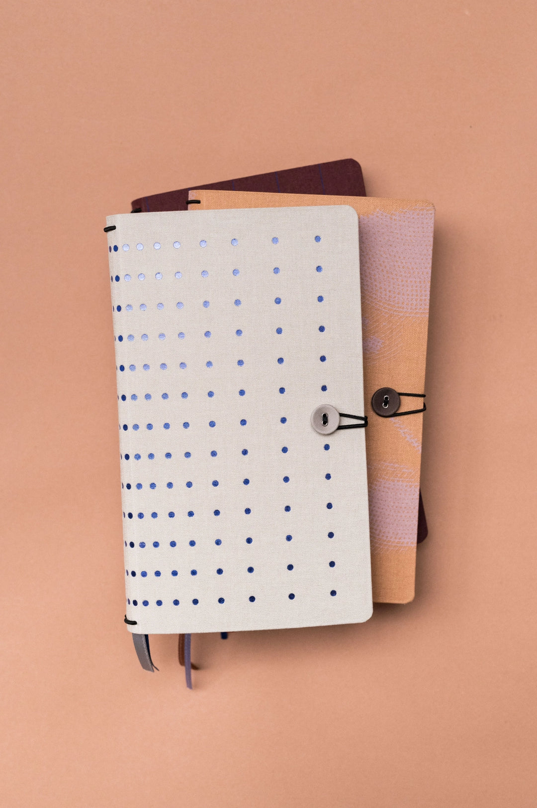 tinne mia button notebook