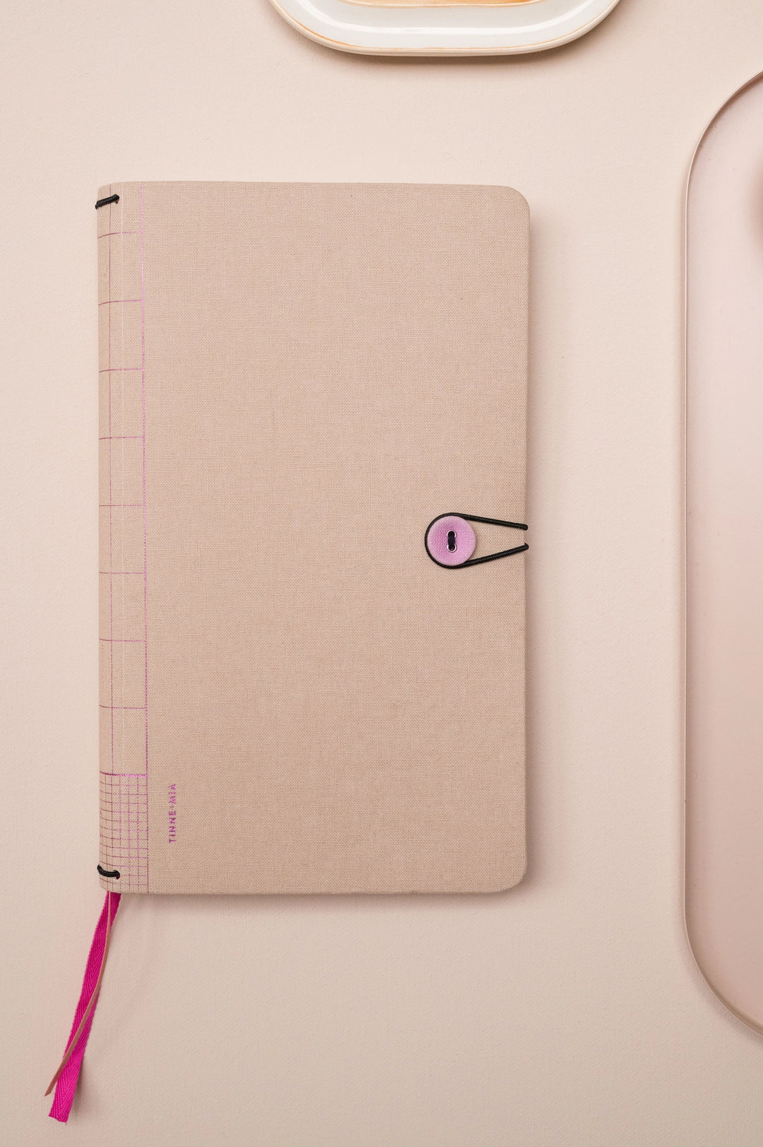 Tinne Mia Button notebook