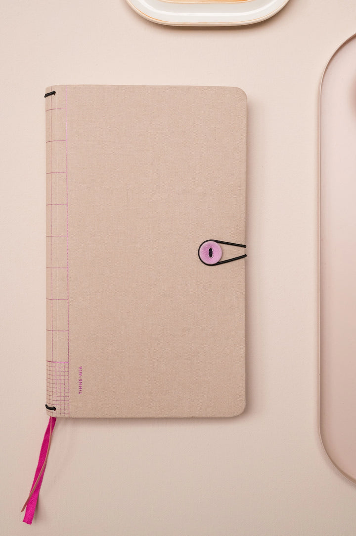 Tinne Mia Button notebook