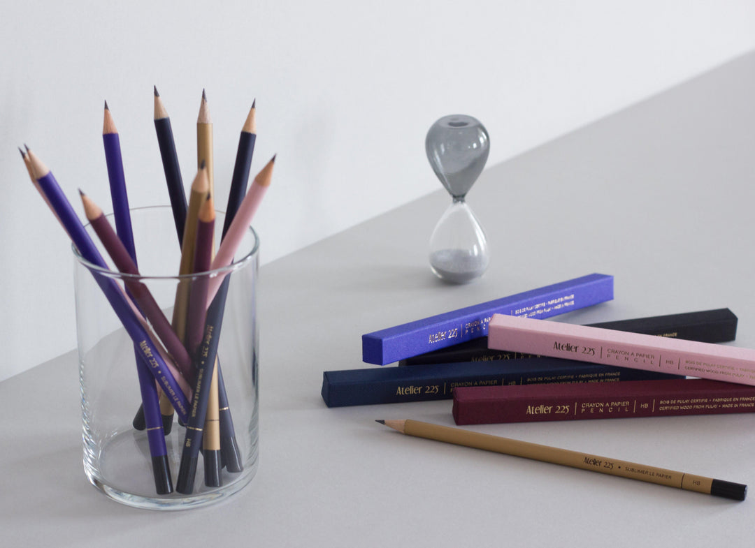 Atelier 225 - Crayon + Etui - 8" Assorted Color Boxed Pencils