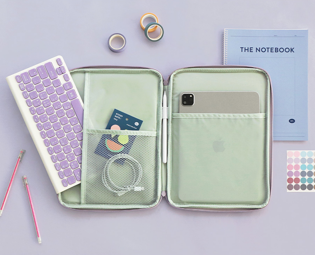 Iconic Cottony iPad Pouch 11