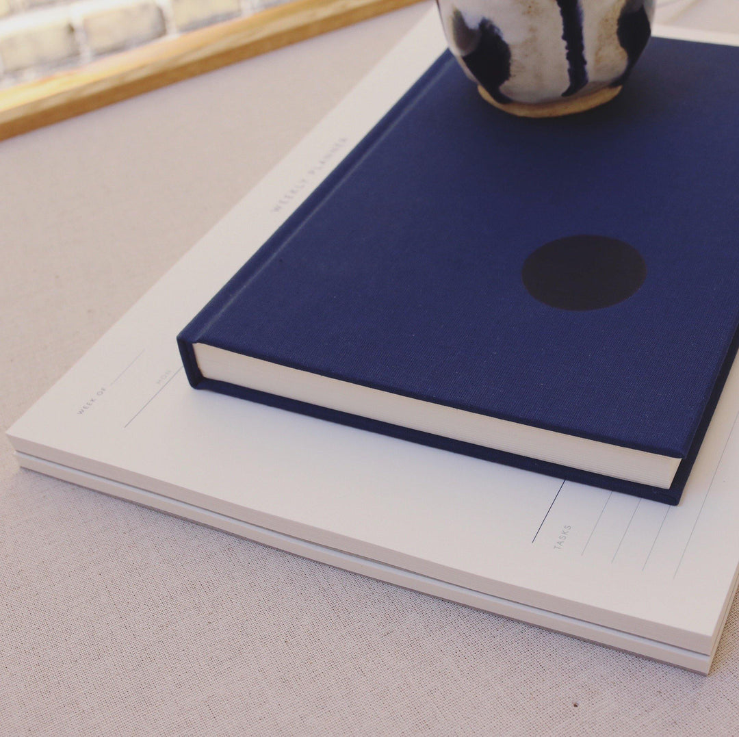 Kartotek - Hard Cover Journal - Blue Dot Mesh Notebook A5 (15 x 21.5 cm)