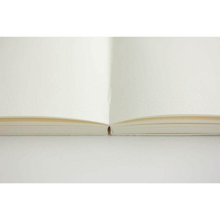 Midori MD Paper – MD Blank Notebook – A5 Plain Notebook (14.8 x 21cm)