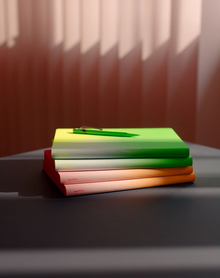 Nuuna – Colour Clash Burn - Cuaderno Malla de Puntos A5 (16,5 x 22 cm)