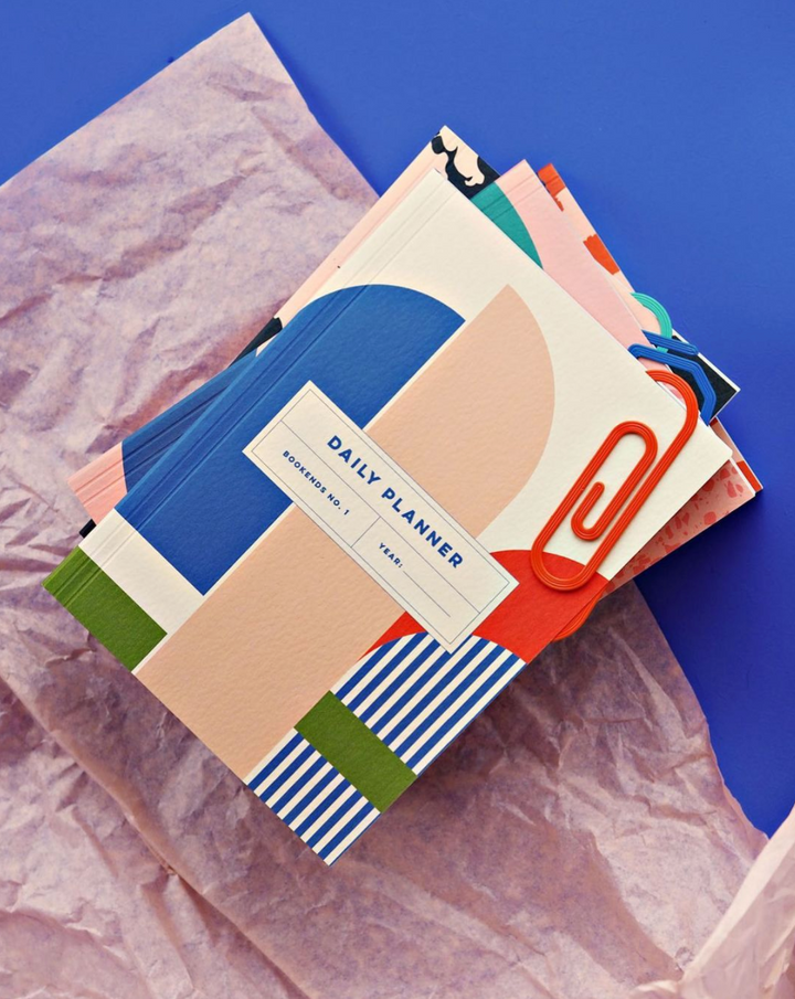The Completist – Bookends Daily Planner – Planificador Diario A5 (15 x 21cm)