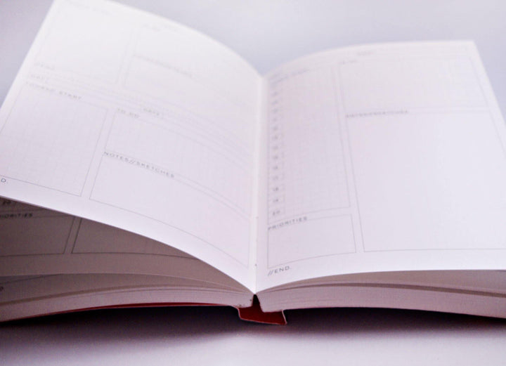 The Completist – Leaf Scribble Daily Planner – Planificador Diario A5 (15 x 21cm)