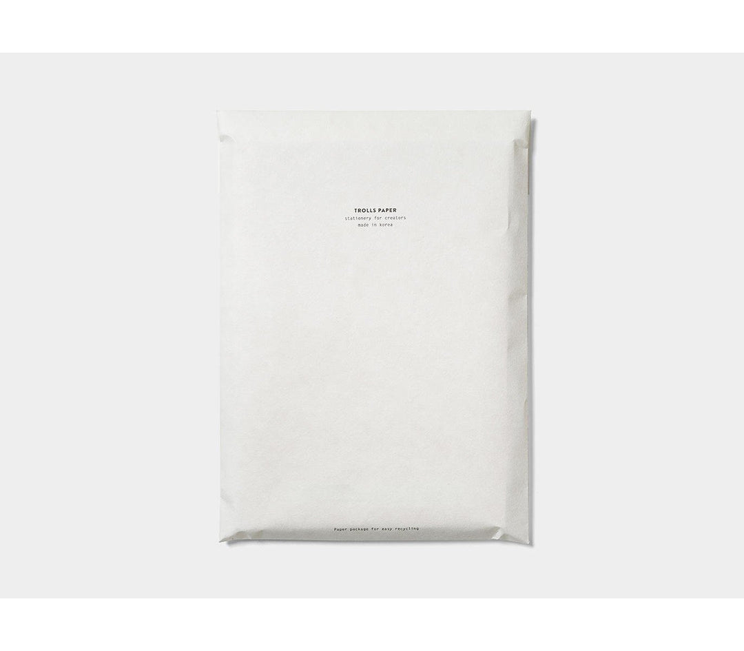 Trolls Paper – Caprice Navy – Plain Notebook B6 (13 x 18.5 cm)